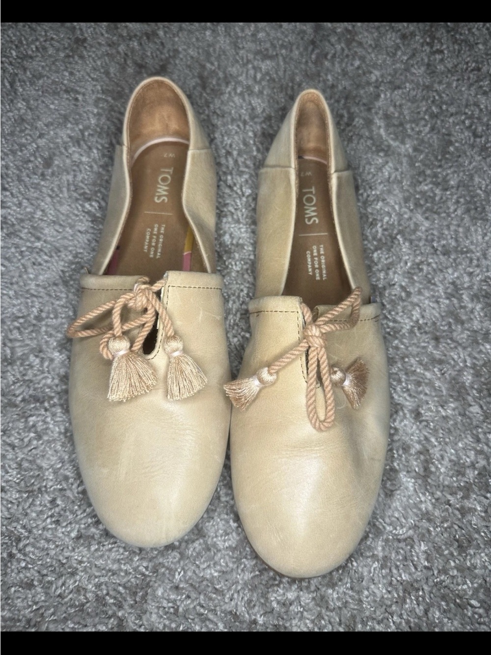 TOMS Kelli Leather Tassel Loafer Slip On Alpargata Flats Honey Tan